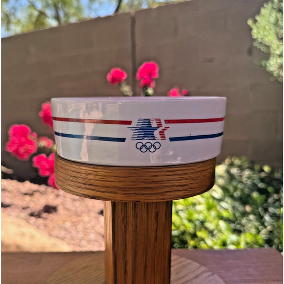 Commemorative 1984 Olympic Games of XXIIIrd Olympiad Los Angeles CA Papel Dish - Picture 3 of 6